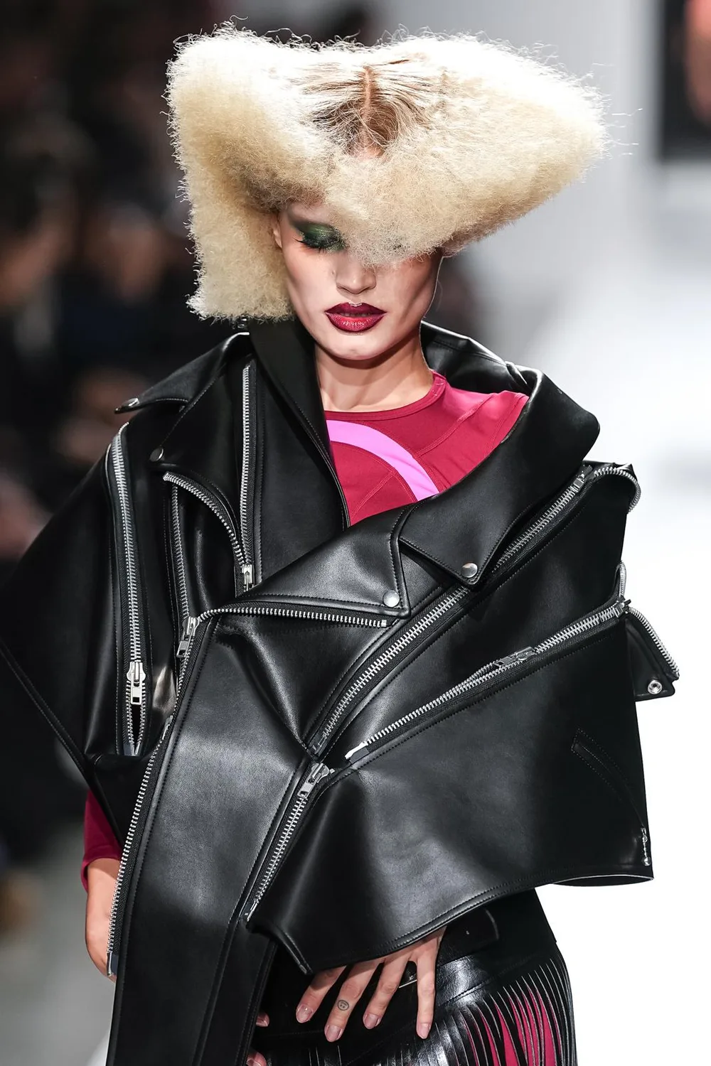 ジュンヤワタナベ 2027年春夏 LOOK 19 / VIEW 3