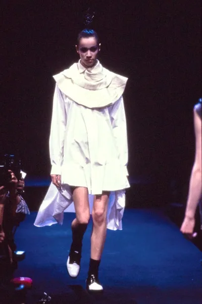 コムデギャルソン 1995秋冬 LOOK 11