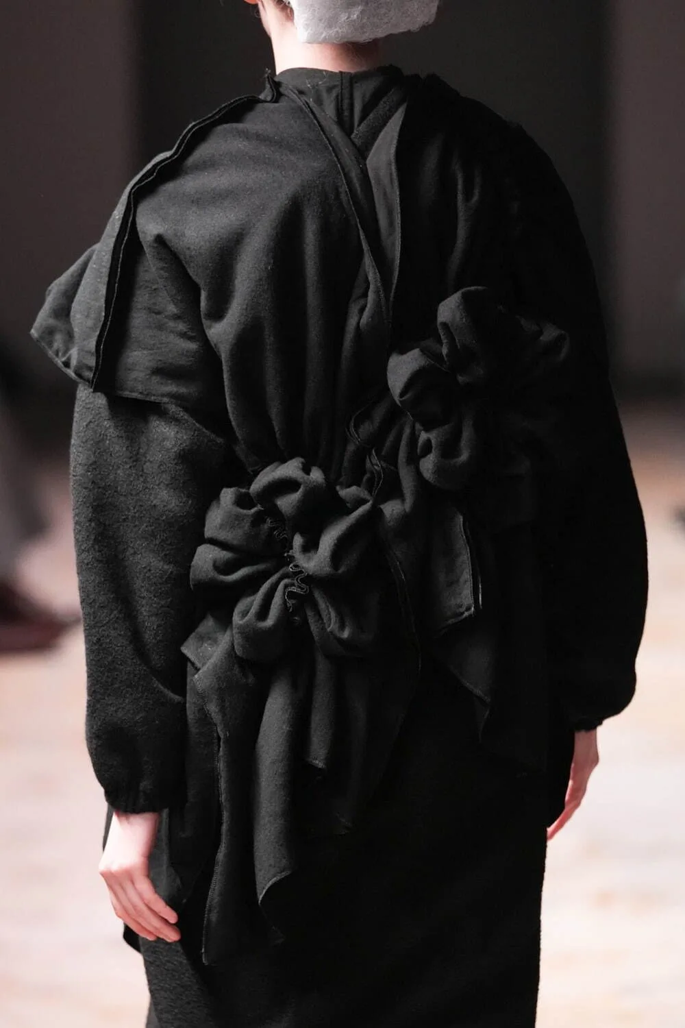 タオ 2024年秋冬 LOOK 24 / VIEW 3