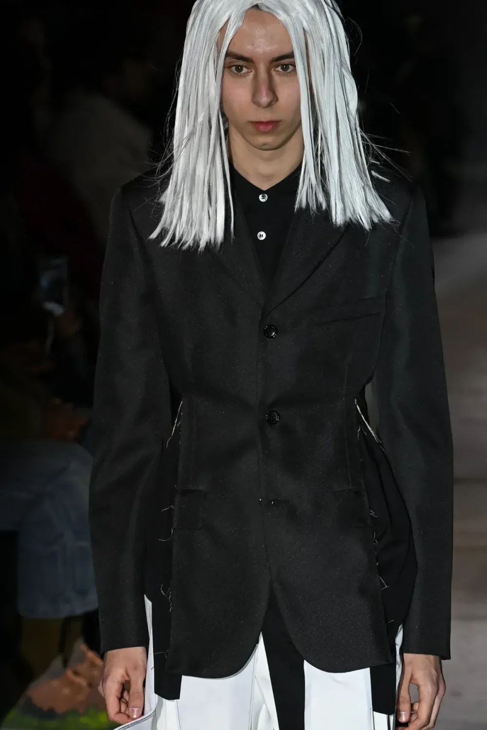 コムデギャルソンオムプリュス 2024年秋冬 LOOK 8 / VIEW 2