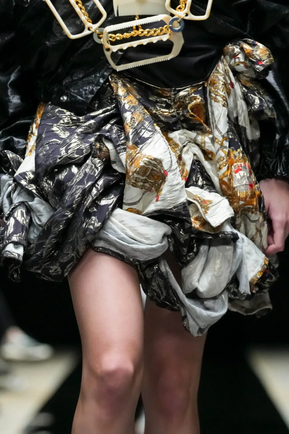 タオ 2025年秋冬 LOOK 27 / VIEW 2