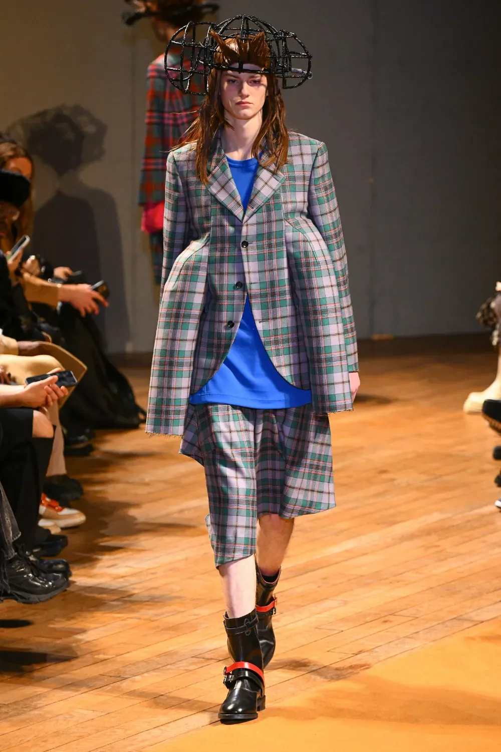コムデギャルソンオムプリュス 2023年秋冬 LOOK 22