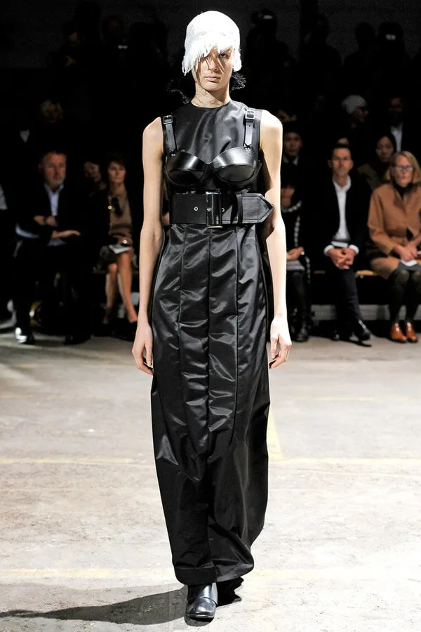 コムデギャルソン 2011春夏 LOOK 14