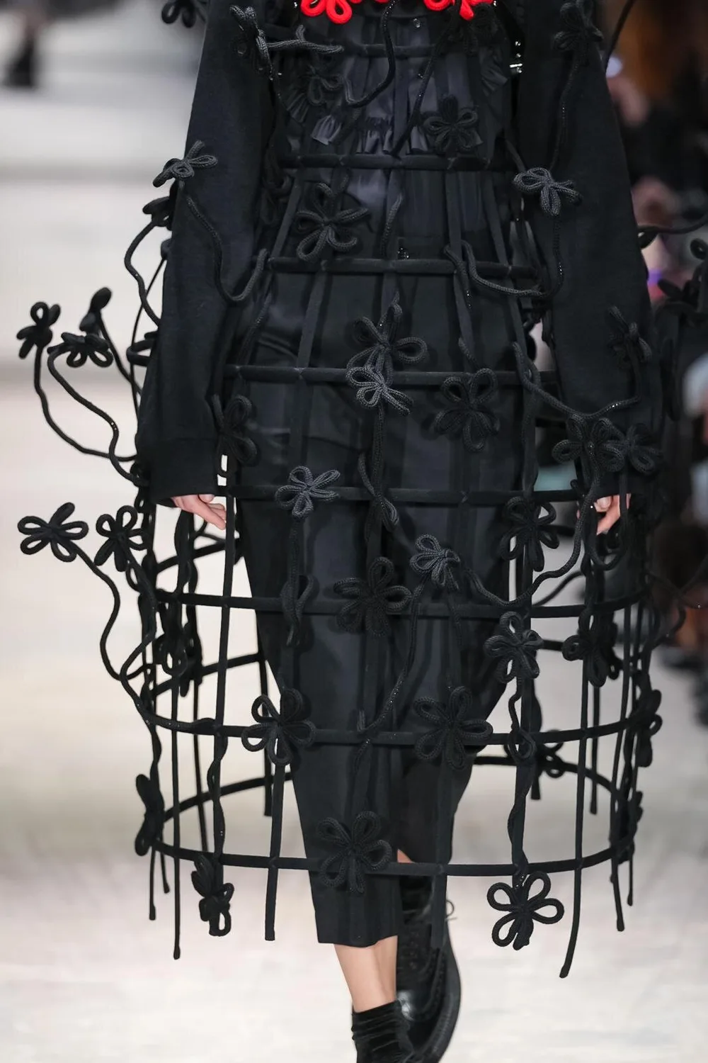 ノワールケイニノミヤ 2026年秋冬 LOOK 29 / VIEW 2