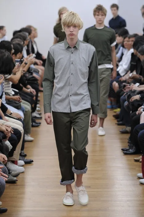 コムデギャルソンシャツ 2010春夏 LOOK 36