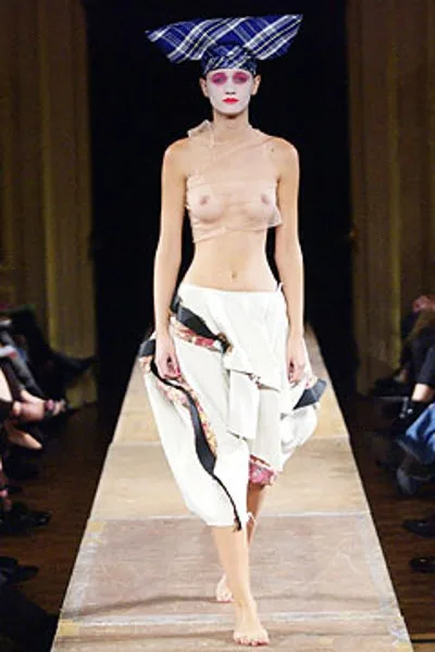 コムデギャルソン 2004春夏 LOOK 22