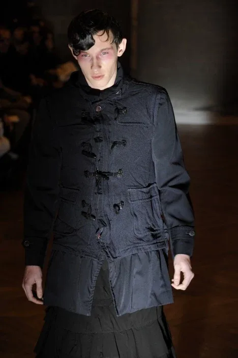 コムデギャルソンオムプリュス 2009秋冬 LOOK 31 / VIEW 2