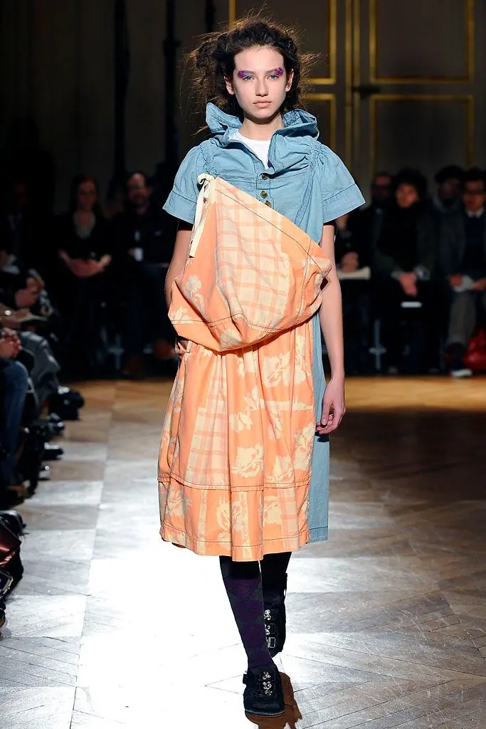 タオ 2010年秋冬 LOOK 5