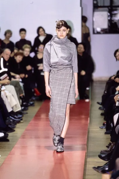 コムデギャルソン 1999秋冬 LOOK 8