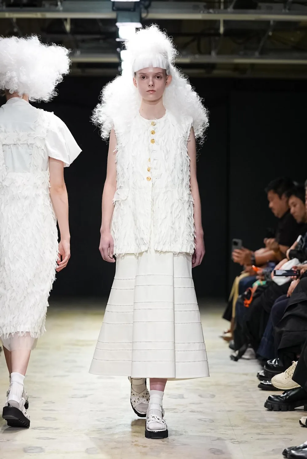 タオ 2027年春夏 LOOK 11