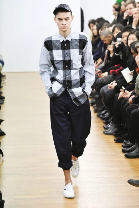 コムデギャルソンシャツ 2011秋冬 LOOK 19