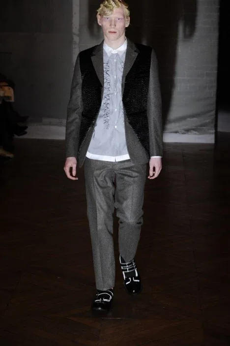 コムデギャルソンオムプリュス 2009秋冬 LOOK 34
