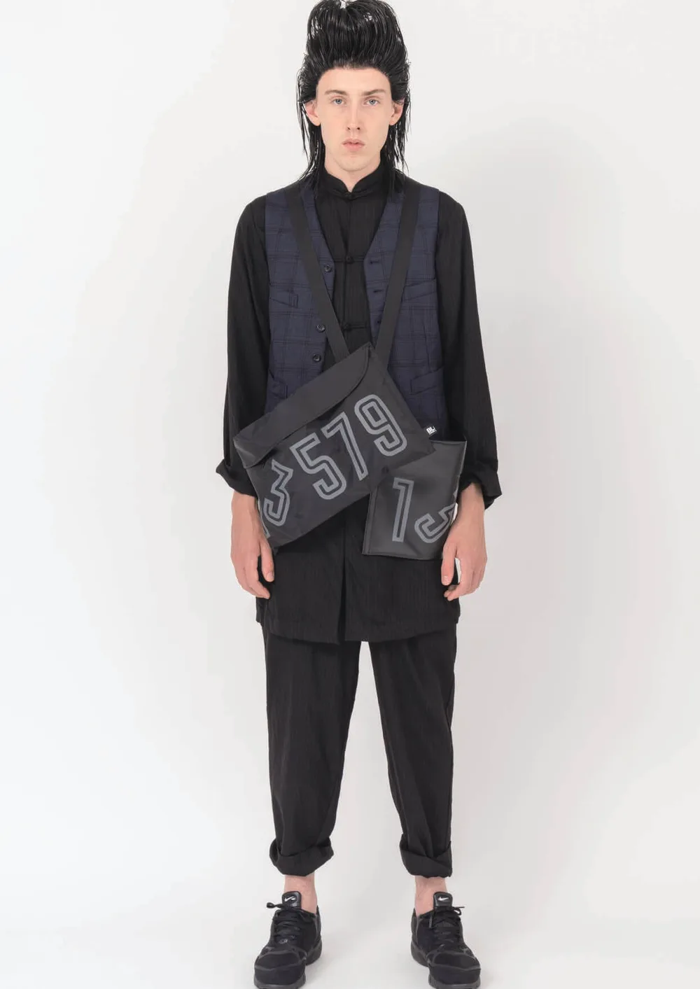ブラックコムデギャルソン 2021年秋冬 LOOK 9