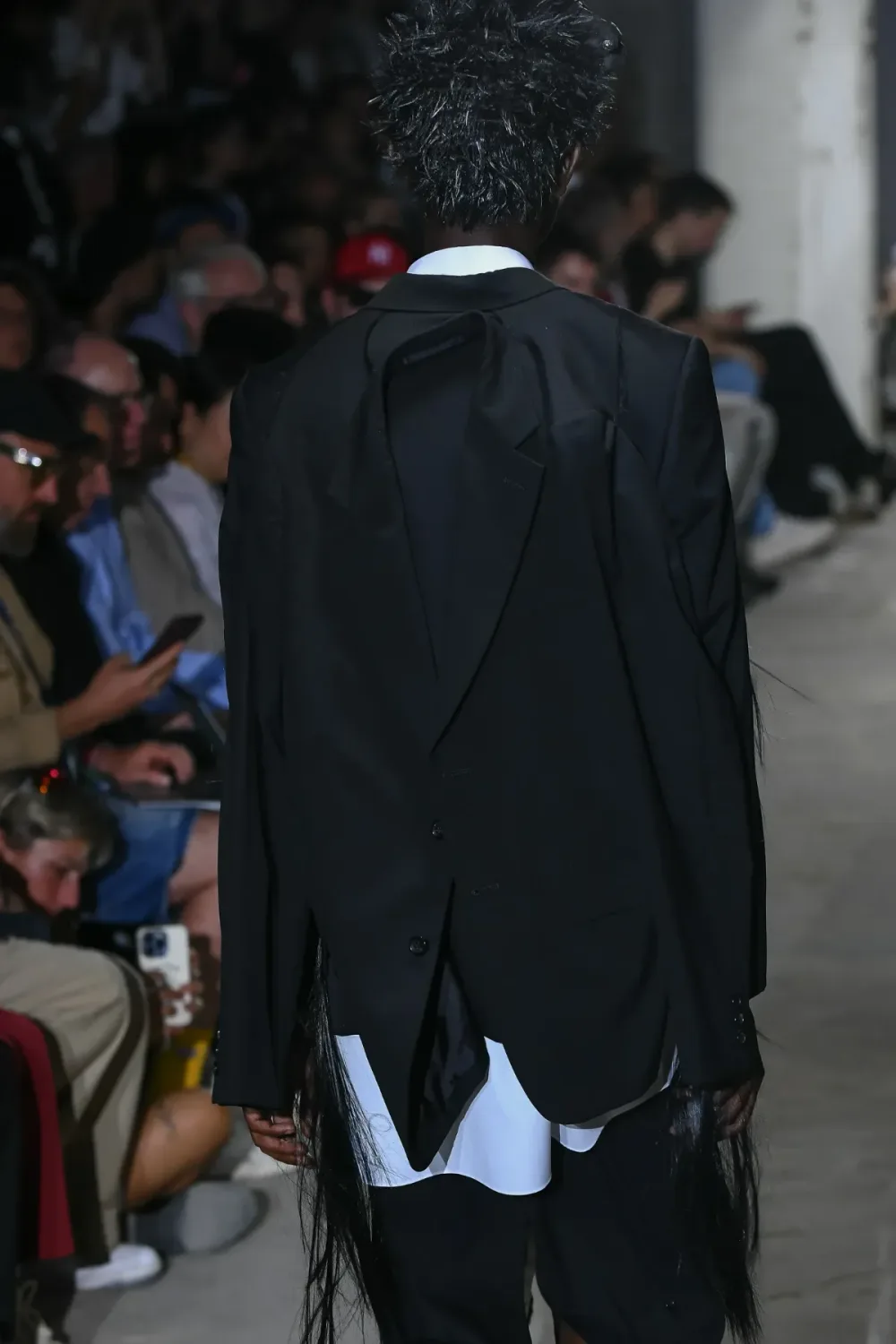 コムデギャルソンオムプリュス 2024年春夏 LOOK 5 / VIEW 3