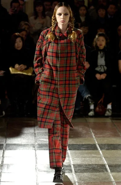 コムデギャルソン 2003秋冬 LOOK 4