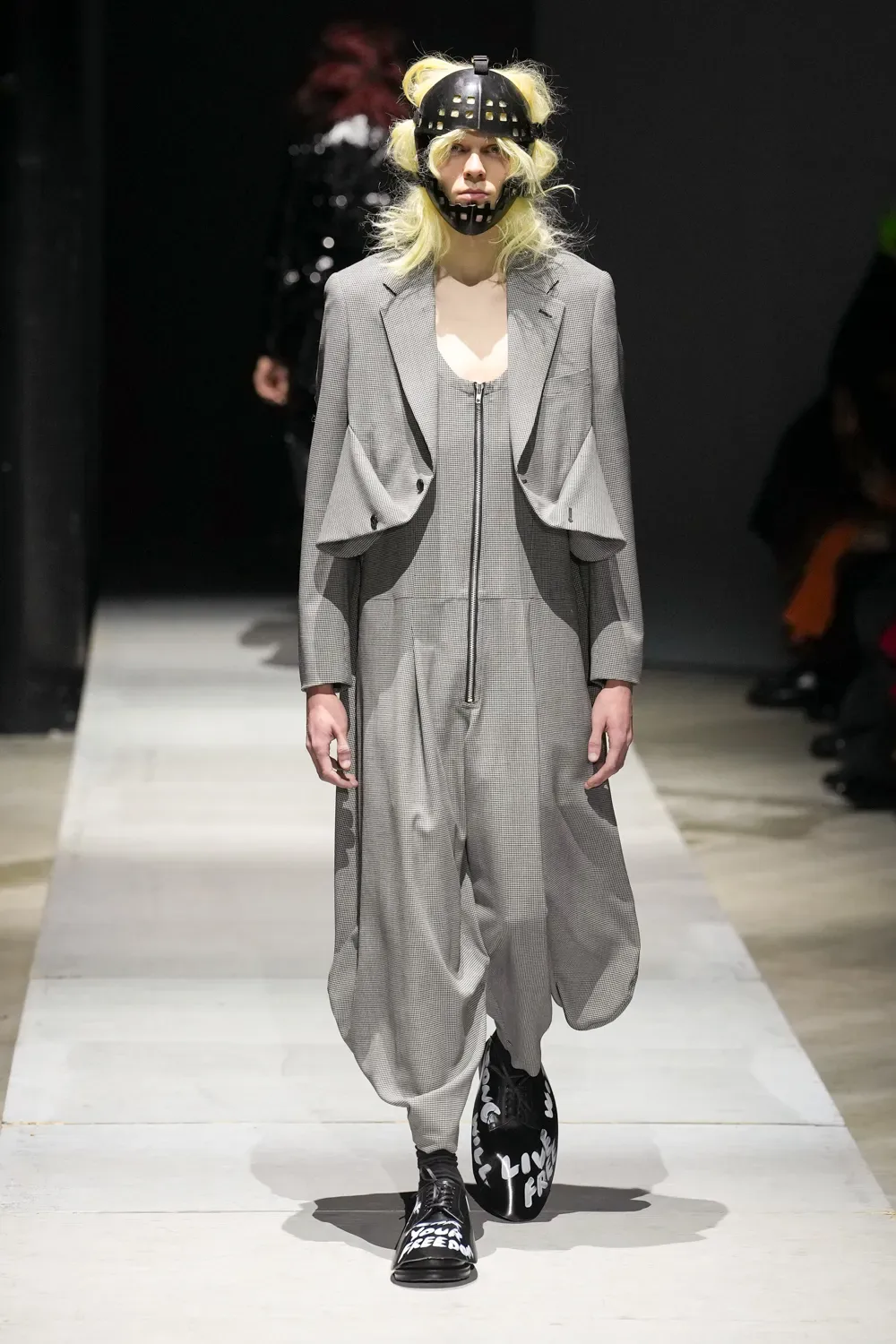 コムデギャルソンオムプリュス 2026年秋冬 LOOK 6