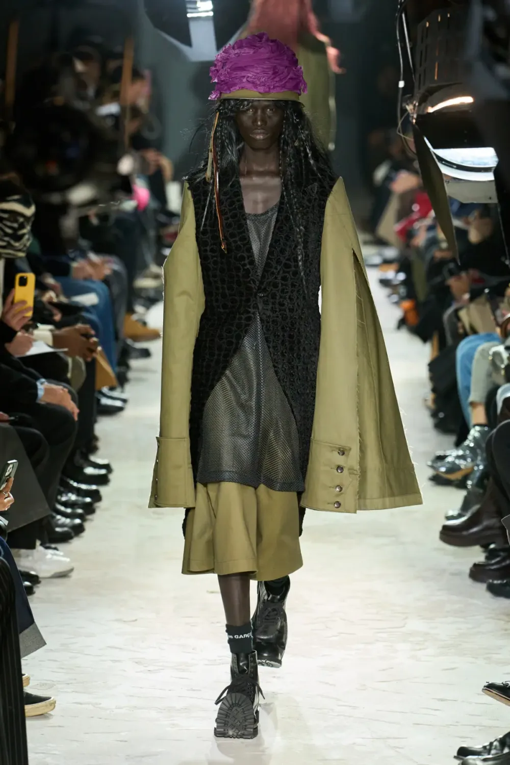 コムデギャルソンオムプリュス 2025年秋冬 LOOK 6