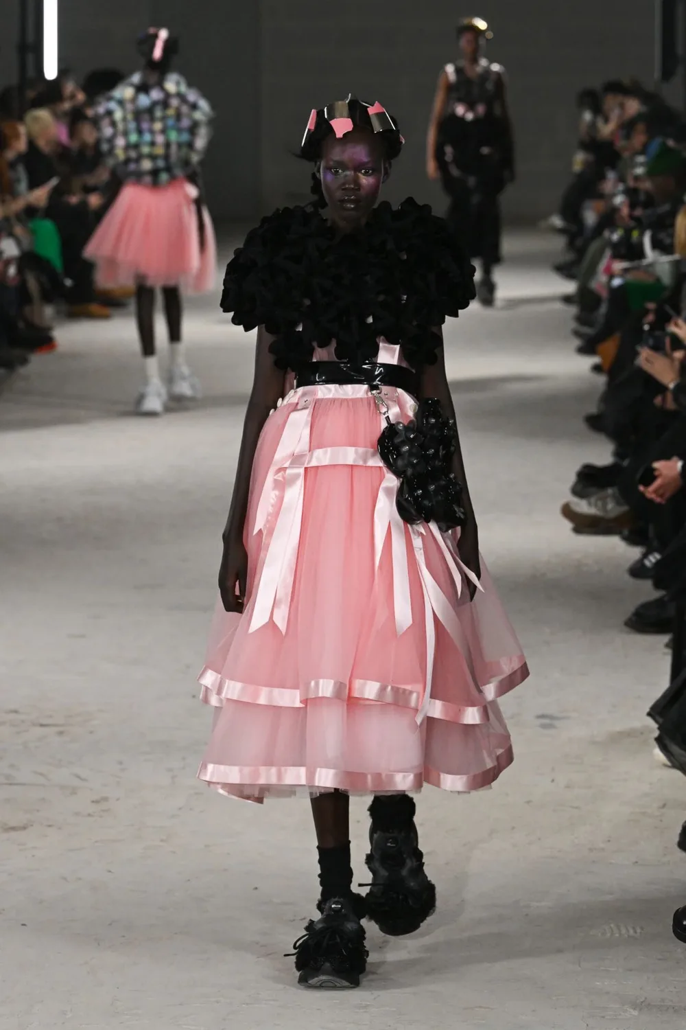 ノワールケイニノミヤ 2024年秋冬 LOOK 9