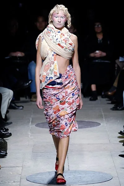 コムデギャルソン 2006春夏 LOOK 10
