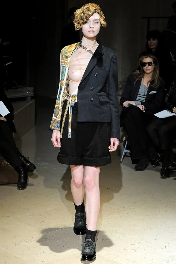 コムデギャルソン 2011秋冬 LOOK 28