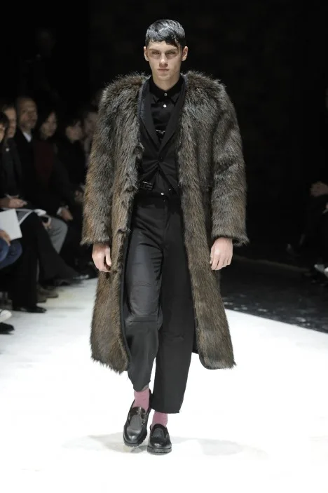 コムデギャルソンオムプリュス 2010秋冬 LOOK 27