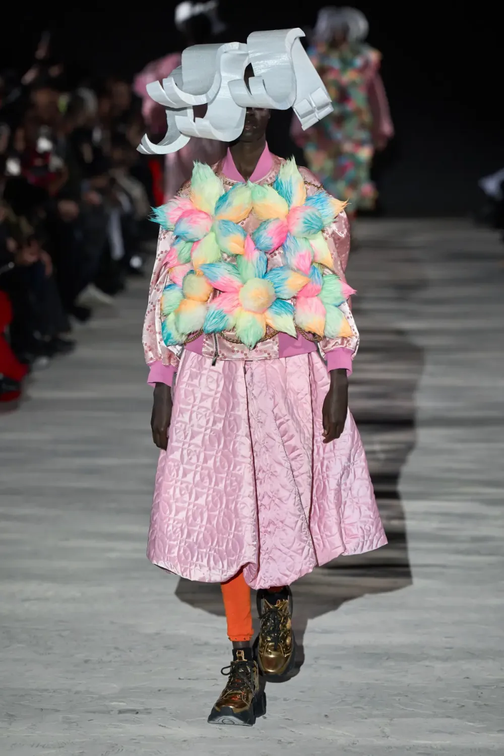 ノワールケイニノミヤ 2025年秋冬 LOOK 23
