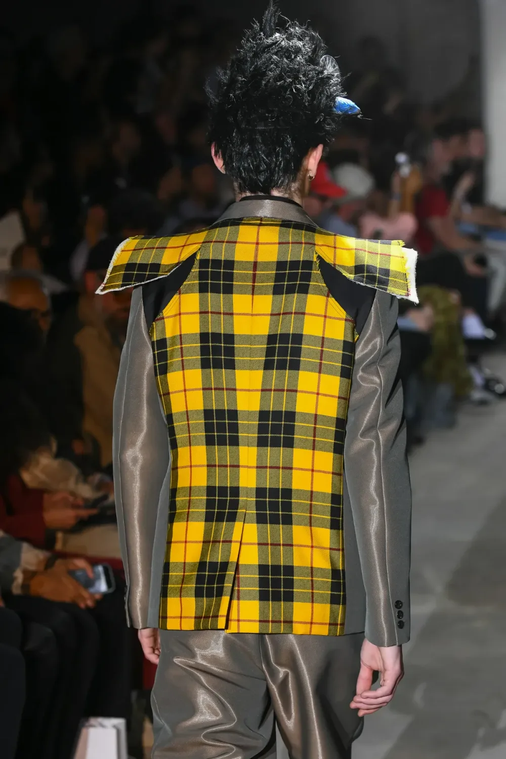 コムデギャルソンオムプリュス 2024年春夏 LOOK 22 / VIEW 3