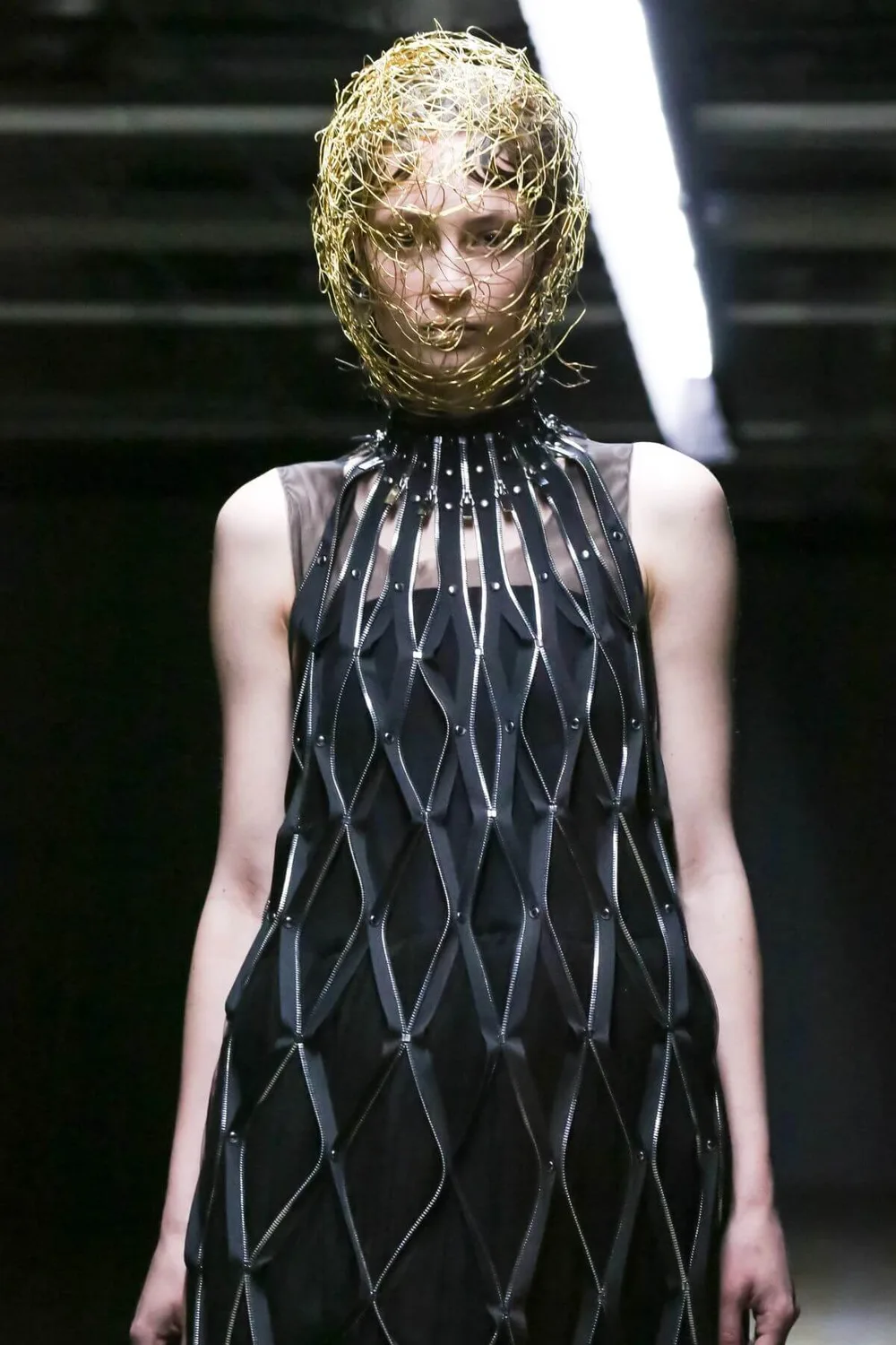 ノワールケイニノミヤ 2022年秋冬 LOOK 9 / VIEW 2