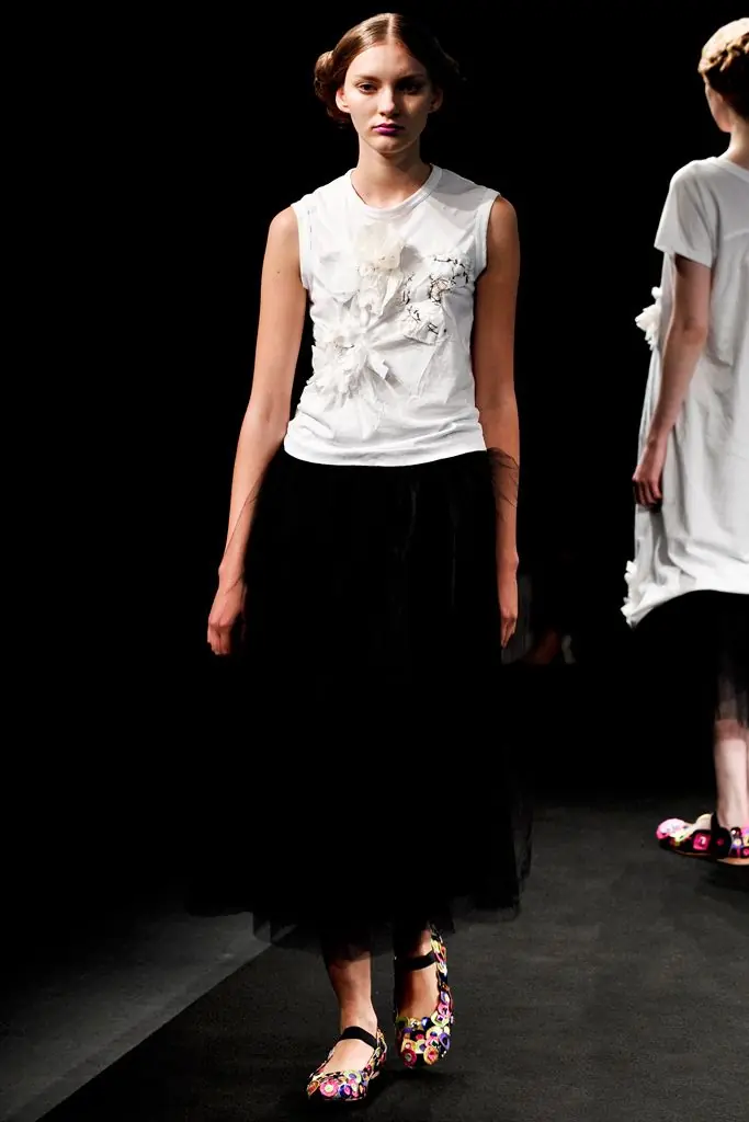 タオ 2011年春夏 LOOK 29