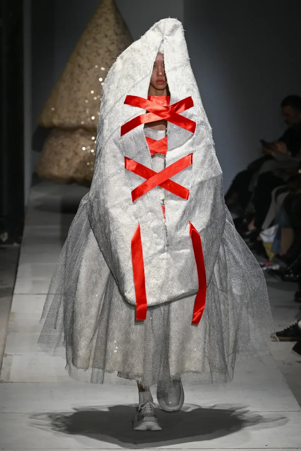 コムデギャルソン 2025年春夏 LOOK 16