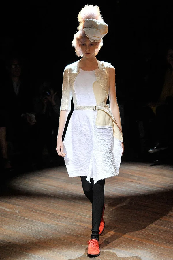 コムデギャルソン 2010春夏 LOOK 17