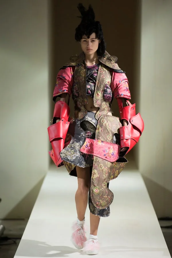 コムデギャルソン 2016秋冬 LOOK 8