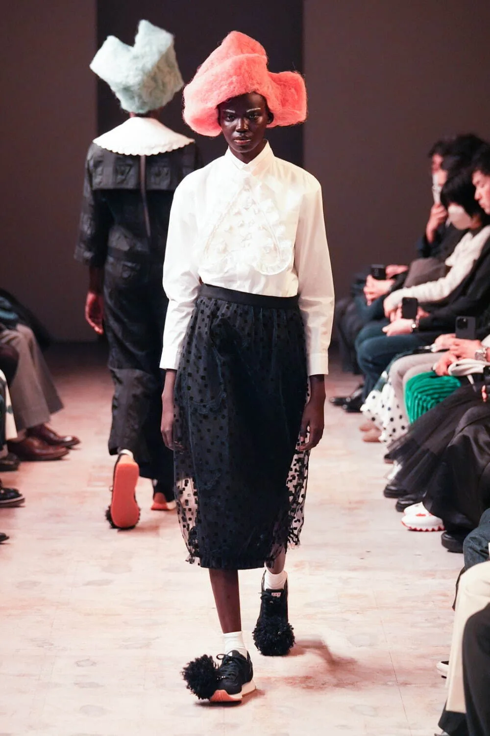タオ 2024年秋冬 LOOK 21
