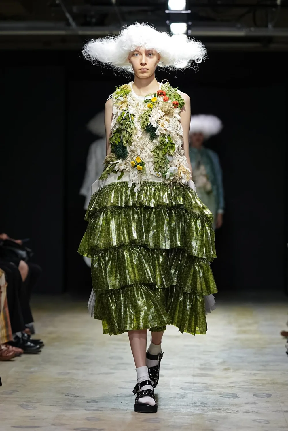 タオ 2027年春夏 LOOK 22
