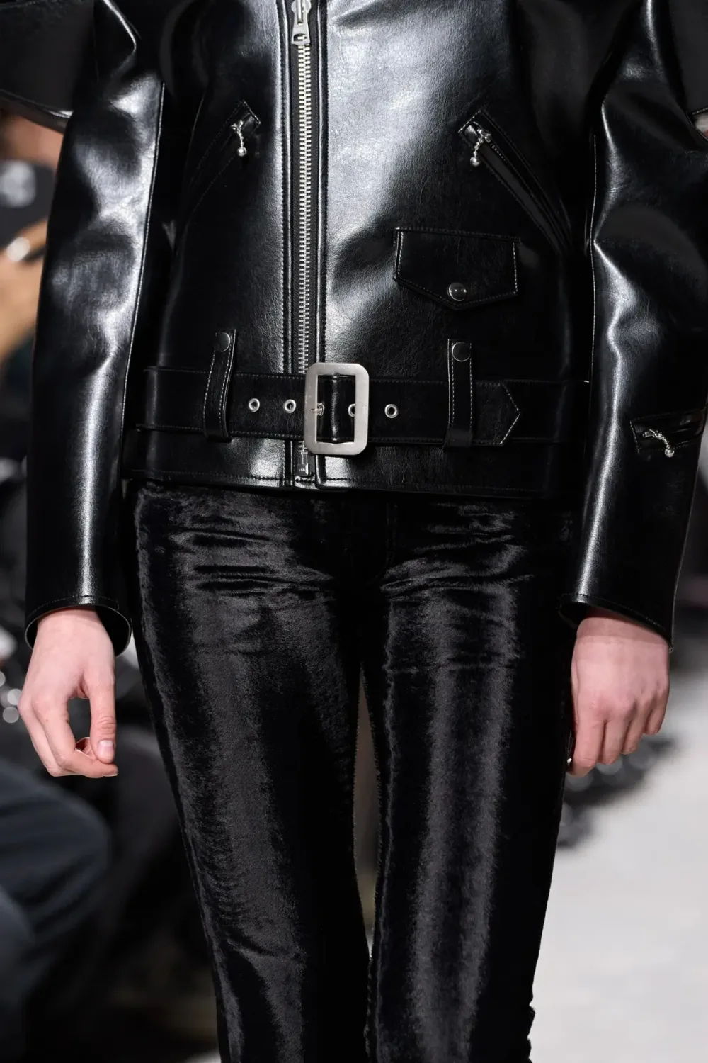ジュンヤワタナベ 2025年秋冬 LOOK 5 / VIEW 4