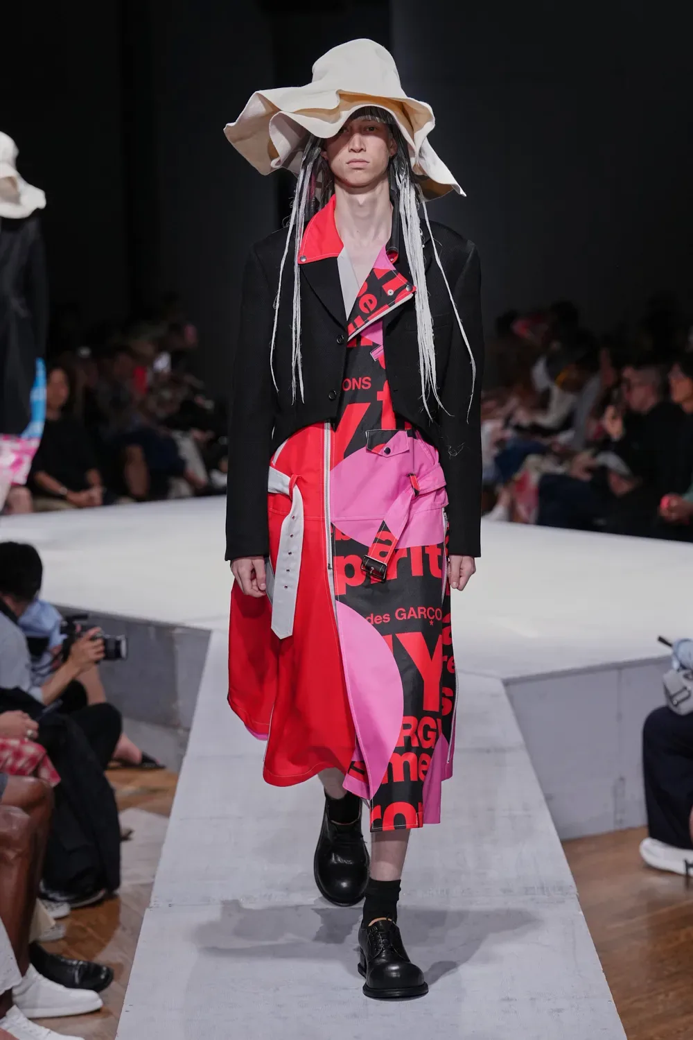 コムデギャルソンオムプリュス 2027年春夏 LOOK 39