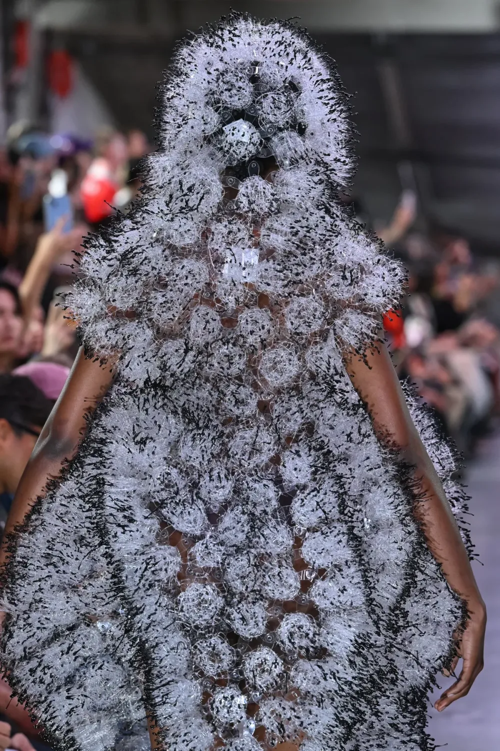 ノワールケイニノミヤ 2024年春夏 LOOK 18 / VIEW 2
