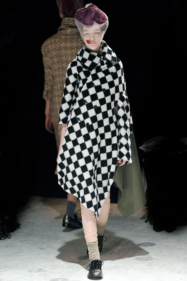 コムデギャルソン 2009秋冬 LOOK 14
