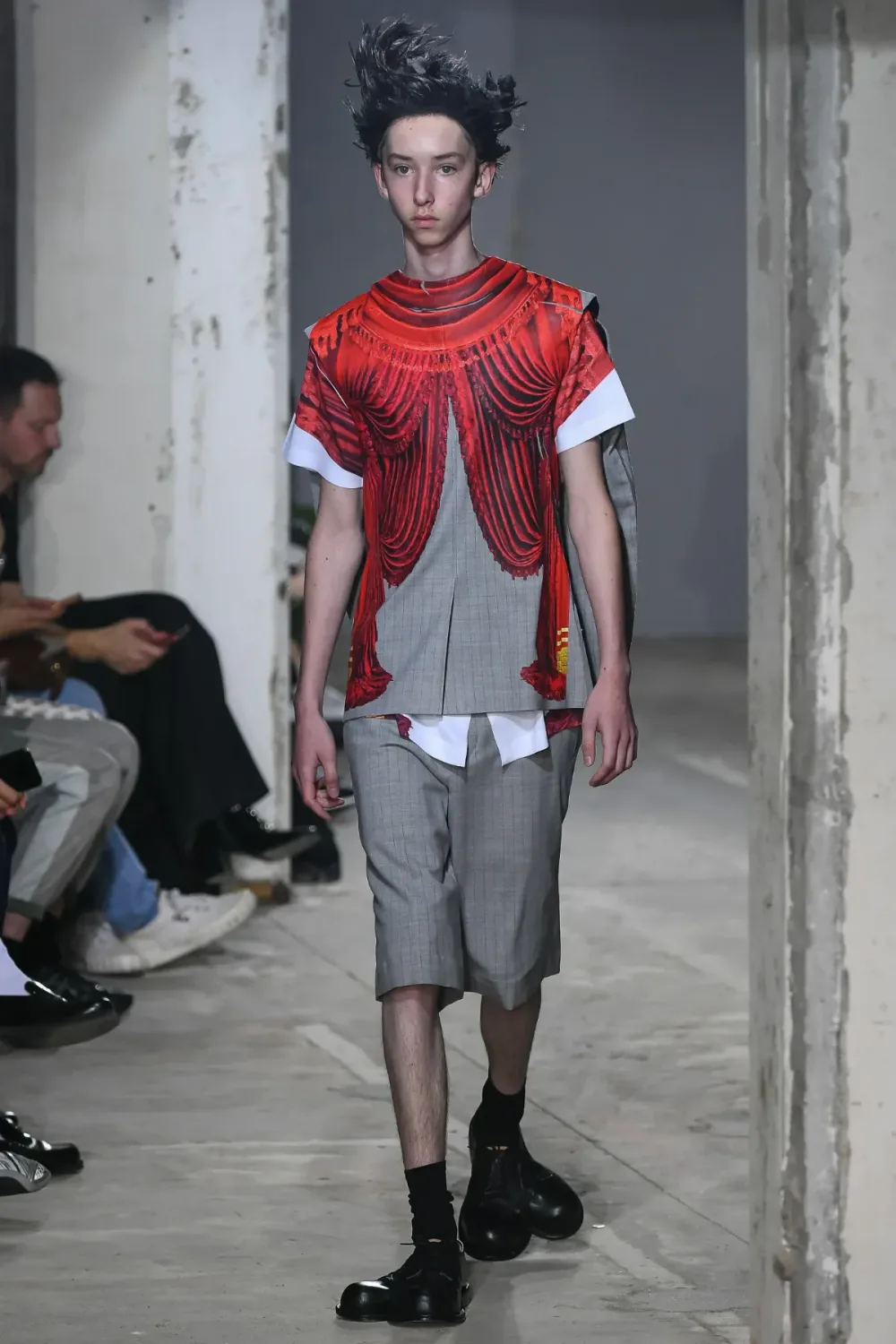 コムデギャルソンオムプリュス 2024年春夏 LOOK 28