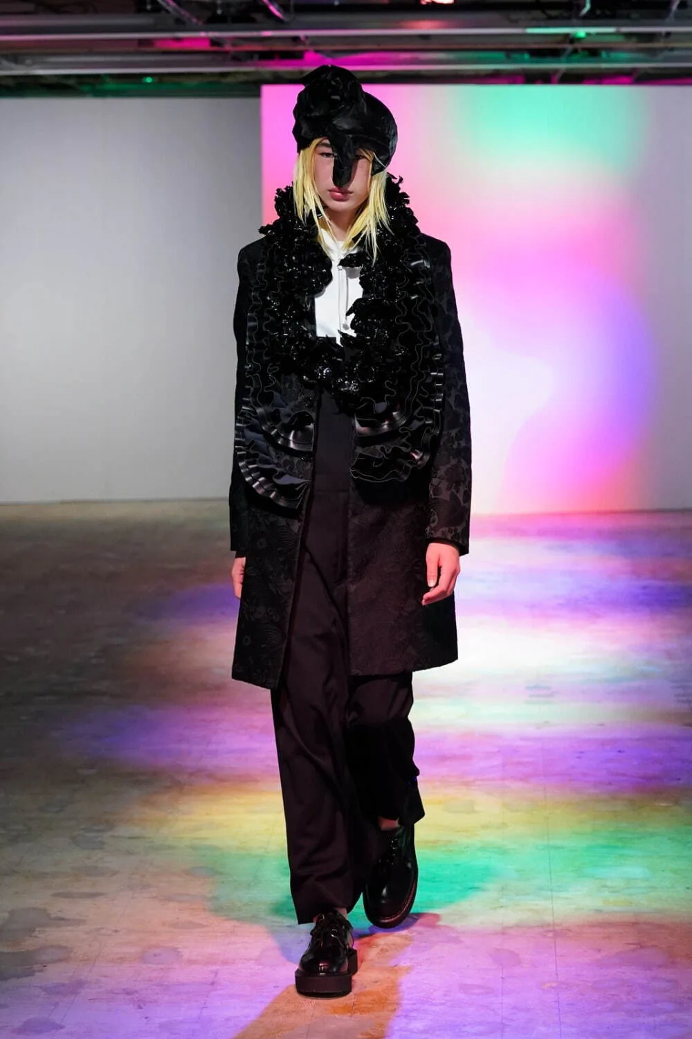 コムデギャルソンオムプリュス 2022年春夏 LOOK 16