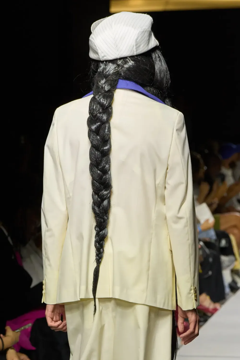 コムデギャルソンオムプリュス 2026年春夏 LOOK 19 / VIEW 4
