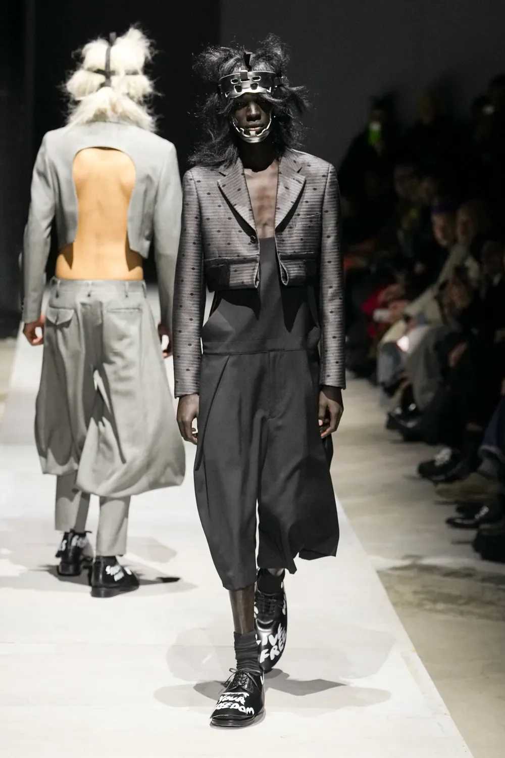 コムデギャルソンオムプリュス 2026年秋冬 LOOK 9