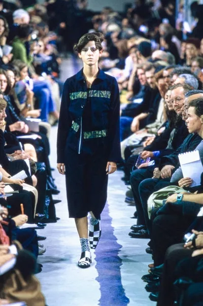 コムデギャルソン 2001春夏 LOOK 44