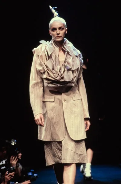 コムデギャルソン 1995秋冬 LOOK 30