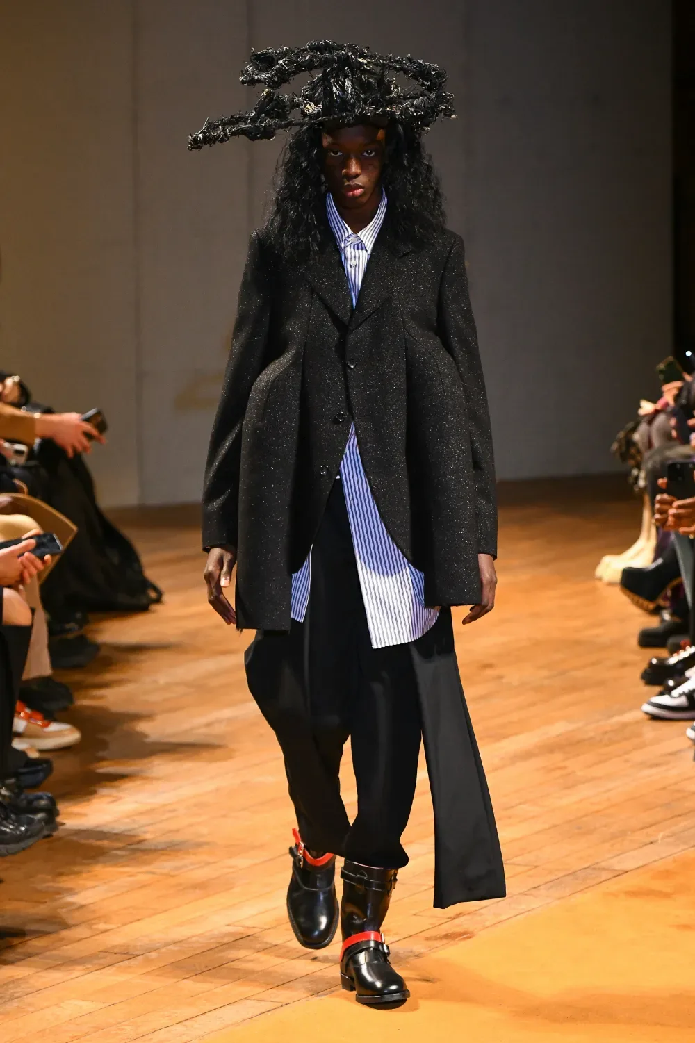 コムデギャルソンオムプリュス 2023年秋冬 LOOK 23