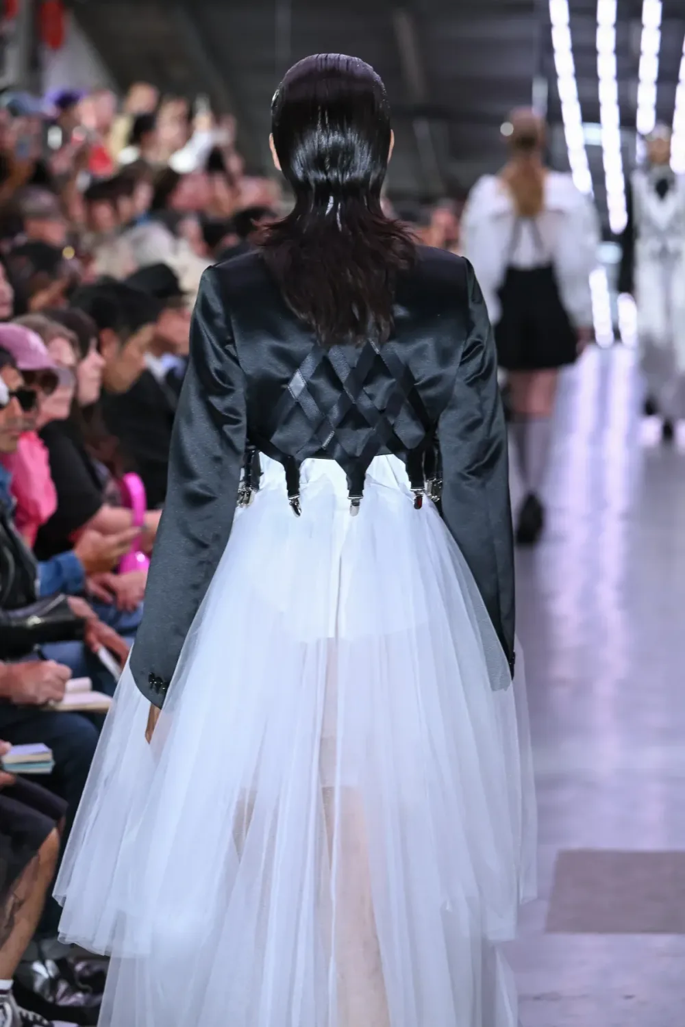 ノワールケイニノミヤ 2024年春夏 LOOK 7 / VIEW 3