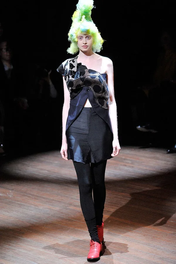コムデギャルソン 2010春夏 LOOK 14