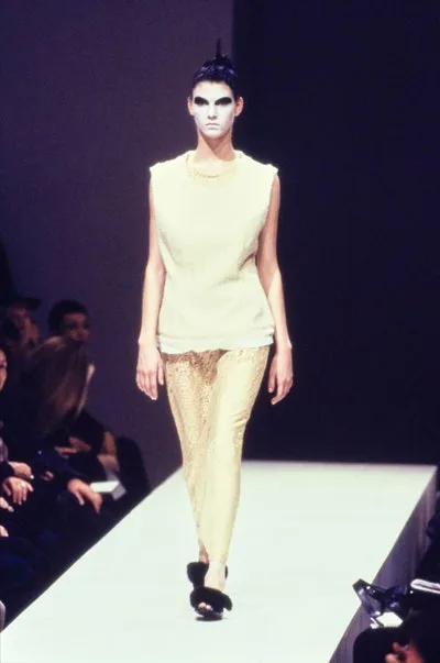 コムデギャルソン 1997秋冬 LOOK 3