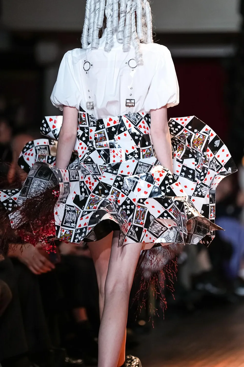 ノワールケイニノミヤ 2027年春夏 LOOK 21 / VIEW 3