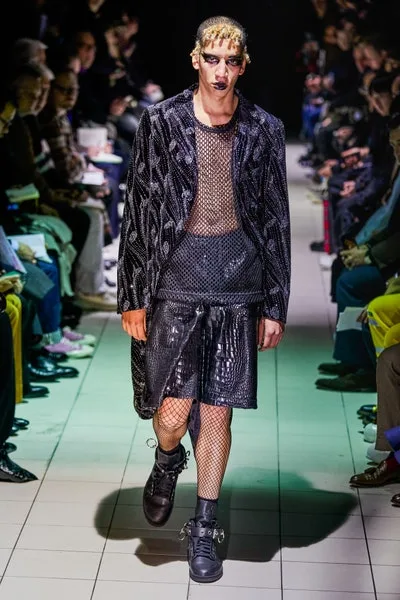コムデギャルソンオムプリュス 2019秋冬 LOOK 32